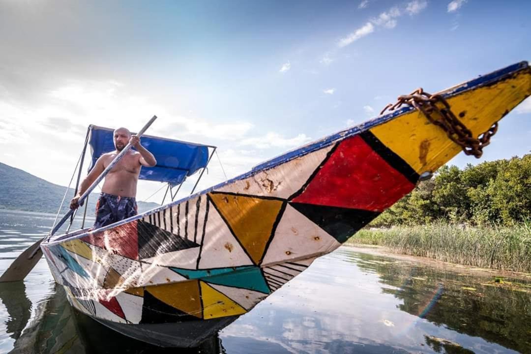 Haustor Skadar Lake Villa Podgorica Bagian luar foto