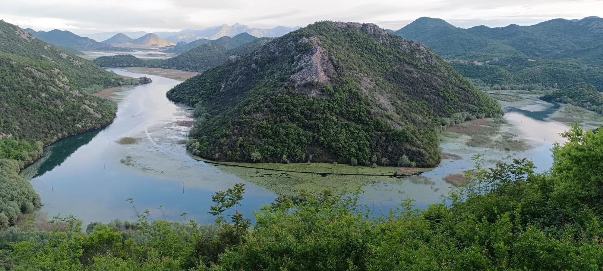 Haustor Skadar Lake Villa Podgorica Bagian luar foto