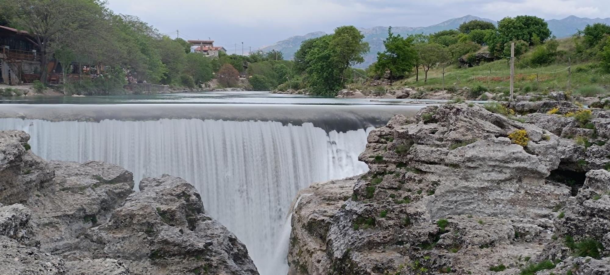 Haustor Skadar Lake Villa Podgorica Bagian luar foto